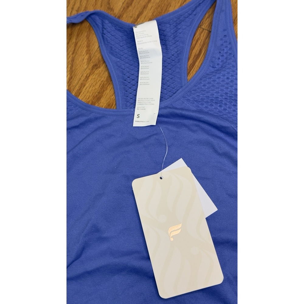 Fabletics Tank Top Womens S Purple Racerback Ruched Mesh Sides Workout Gym Run - Picture 5 of 6